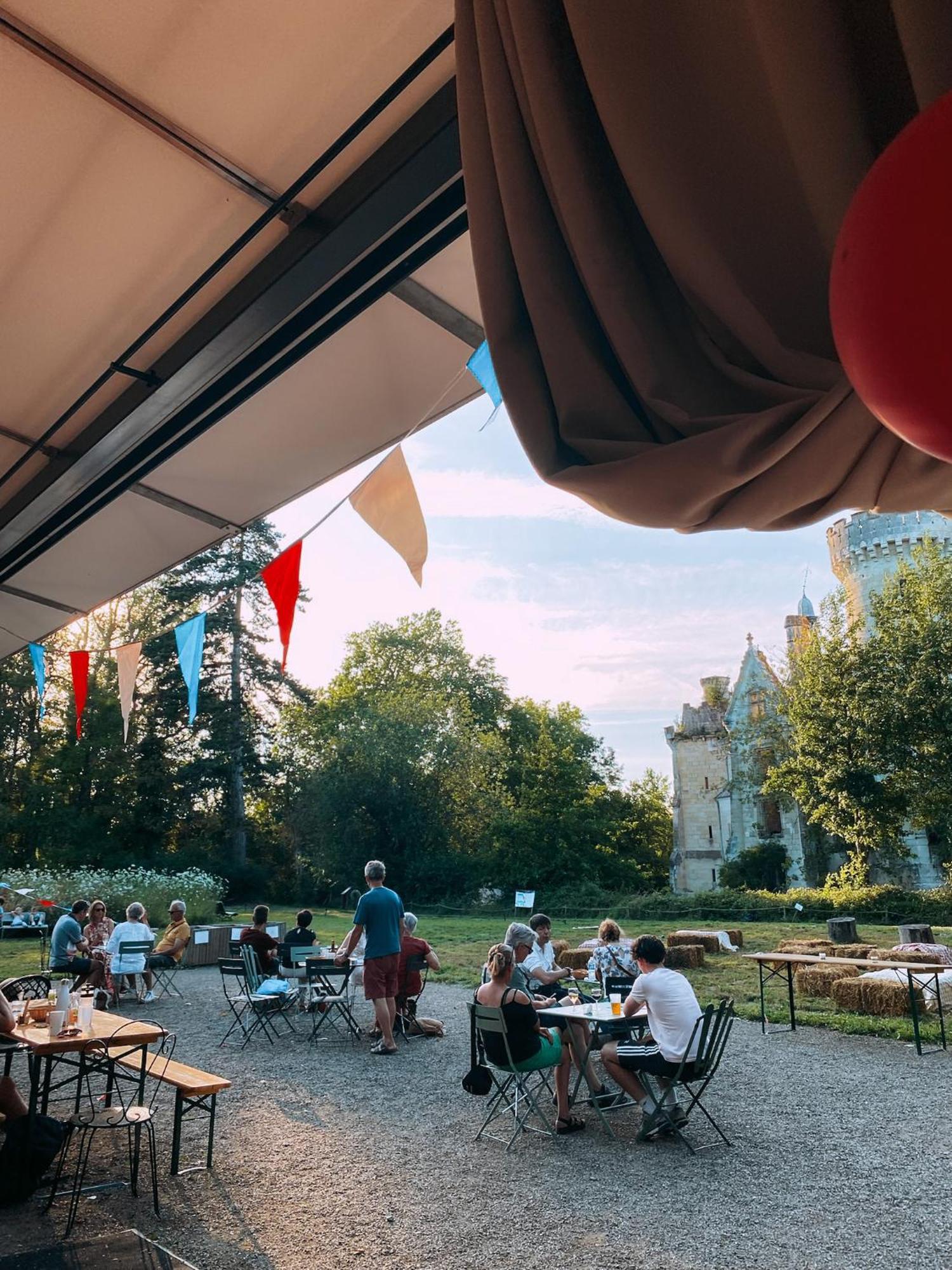 Ecolodges De Reve Dans Un Chateau De Conte De Fees Les-Trois-Moutiers 외부 사진