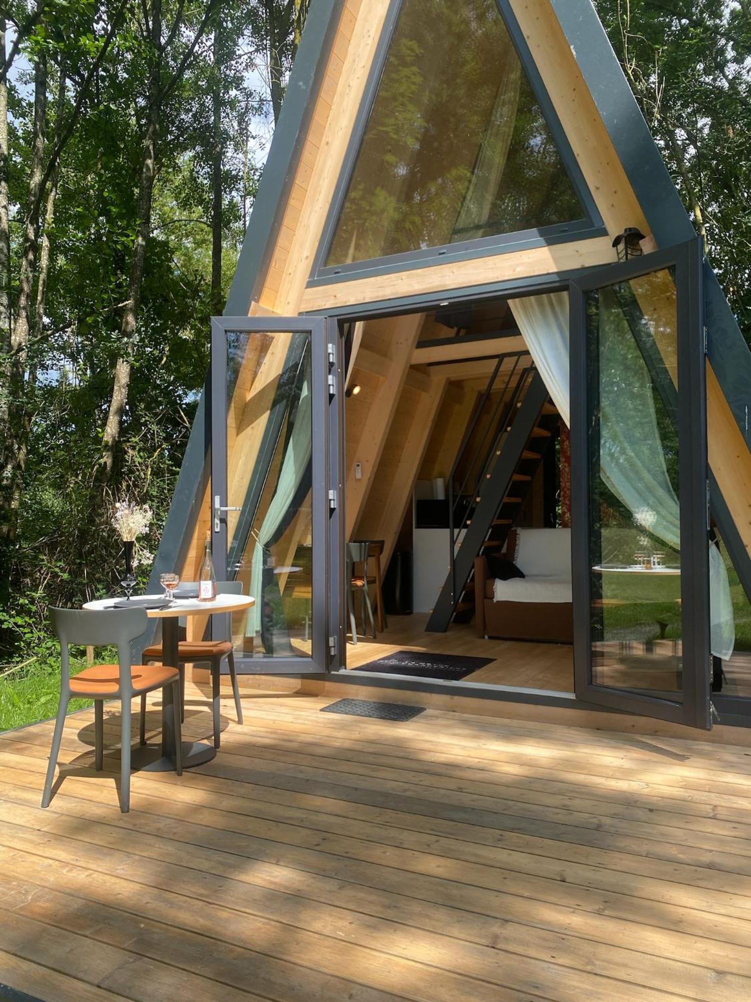 Ecolodges De Reve Dans Un Chateau De Conte De Fees Les-Trois-Moutiers 외부 사진